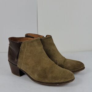Madewell The Cait Suede Leather Ankle Boots.